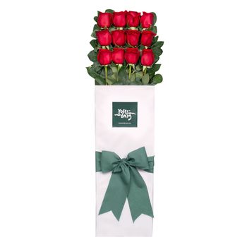 Long Stemmed Roses Gift Box Red 12 Flowers
